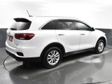 Used 2020 Kia Sorento LX w/ LX I4 Convenience Package image 5