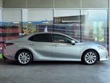 Used 2021 Toyota Camry LE image 3
