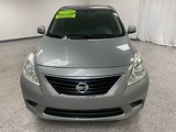 Used 2014 Nissan Versa SV image 2