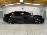 Used 2019 Toyota Camry XSE image 5