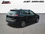 Used 2019 Jeep Cherokee Latitude w/ Cold Weather Group image 5