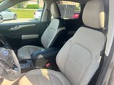 Used 2020 Ford Escape SEL image 3
