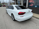 Used 2018 Volkswagen Passat 2.0T R-Line image 3