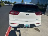 Used 2017 Kia Niro LX image 3