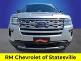 Used 2018 Ford Explorer XLT w/ Equipment Group 201A image 2