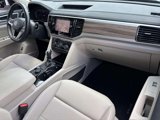 Used 2023 Volkswagen Atlas SEL image 2
