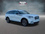 Used 2022 Lincoln Aviator Reserve w/ Equipment Group 201A image 3