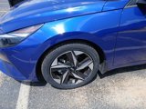 Used 2023 Hyundai Elantra SEL w/ Convenience Package image 4
