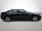 Used 2017 Chrysler 300 C image 6