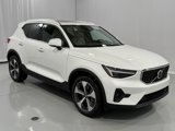 New 2025 Volvo XC40 B5 Plus w/ Protection Package Premier image 4