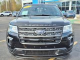 Used 2019 Ford Explorer XLT image 2
