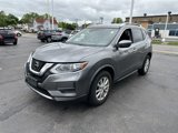 Used 2020 Nissan Rogue SV image 3