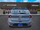 Certified 2022 Hyundai Venue Limited w/ Cargo Package image 5