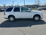 Used 2005 Buick Rainier CXL image 2