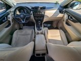 Used 2019 Nissan Rogue SV image 6