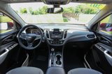 Used 2019 Chevrolet Equinox LT image 2