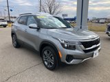 Used 2023 Kia Seltos S w/ Navigation Package image 2