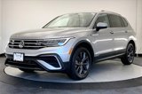 Certified 2022 Volkswagen Tiguan SE image 2