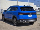 New 2025 Volkswagen Taos SE image 3
