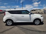 Used 2024 Kia Soul LX image 4