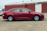 Used 2022 Toyota Corolla LE image 2