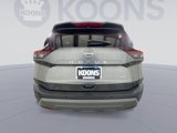 Used 2022 Nissan Rogue S image 5