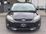 Used 2012 Ford Focus Titanium w/ SEL/Titanium Winter Pkg image 3