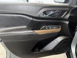 Certified 2023 GMC Acadia SLE w/ Driver Convenience Package image 4