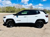 Used 2024 Jeep Compass Trailhawk image 4