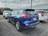 Used 2017 Nissan Rogue S image 5