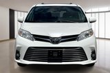Used 2019 Toyota Sienna XLE image 3