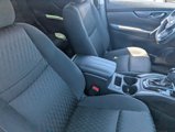 Used 2018 Nissan Rogue SV image 5