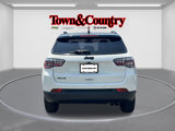 Used 2019 Jeep Compass Latitude image 5
