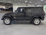 Used 2013 Jeep Wrangler Unlimited Sahara w/ Max Tow Pkg image 4