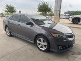 Used 2014 Toyota Camry SE image 3