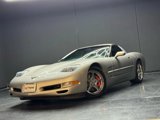 Used 2004 Chevrolet Corvette Coupe w/ Roof Package image 2