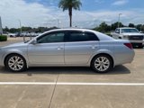 Used 2008 Toyota Avalon Limited image 3