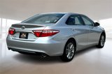 Used 2016 Toyota Camry SE image 2