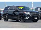 Used 2020 Chevrolet Traverse LT image 2