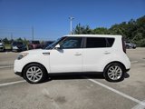 Used 2018 Kia Soul + image 4