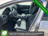 Used 2016 Chrysler 200 Limited w/ Convenience Group image 2
