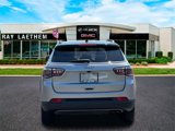 Used 2022 Jeep Compass Limited image 4