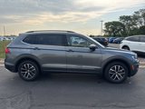 Used 2021 Volkswagen Tiguan SE w/ Panoramic Sunroof Package image 5