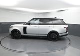 Used 2018 Land Rover Range Rover HSE image 2