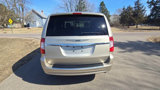 Used 2016 Chrysler Town & Country Touring w/ Driver Convenience Group image 4