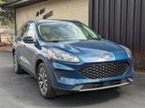Used 2020 Ford Escape SE Sport image 3
