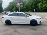 Used 2019 Ford Fusion SE w/ Equipment Group 151A image 2