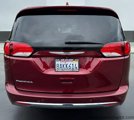 Used 2018 Chrysler Pacifica Touring-L w/ Advanced Safetytec Group image 4