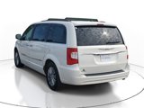 Used 2013 Chrysler Town & Country Touring-L w/ Driver Convenience Group image 3