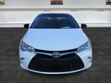 Used 2017 Toyota Camry SE image 2